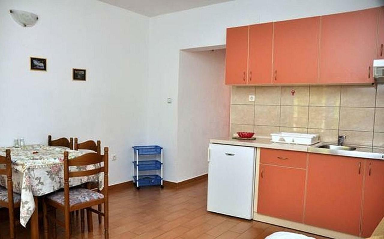 Apartments Marinovac Zivogosce Exterior photo