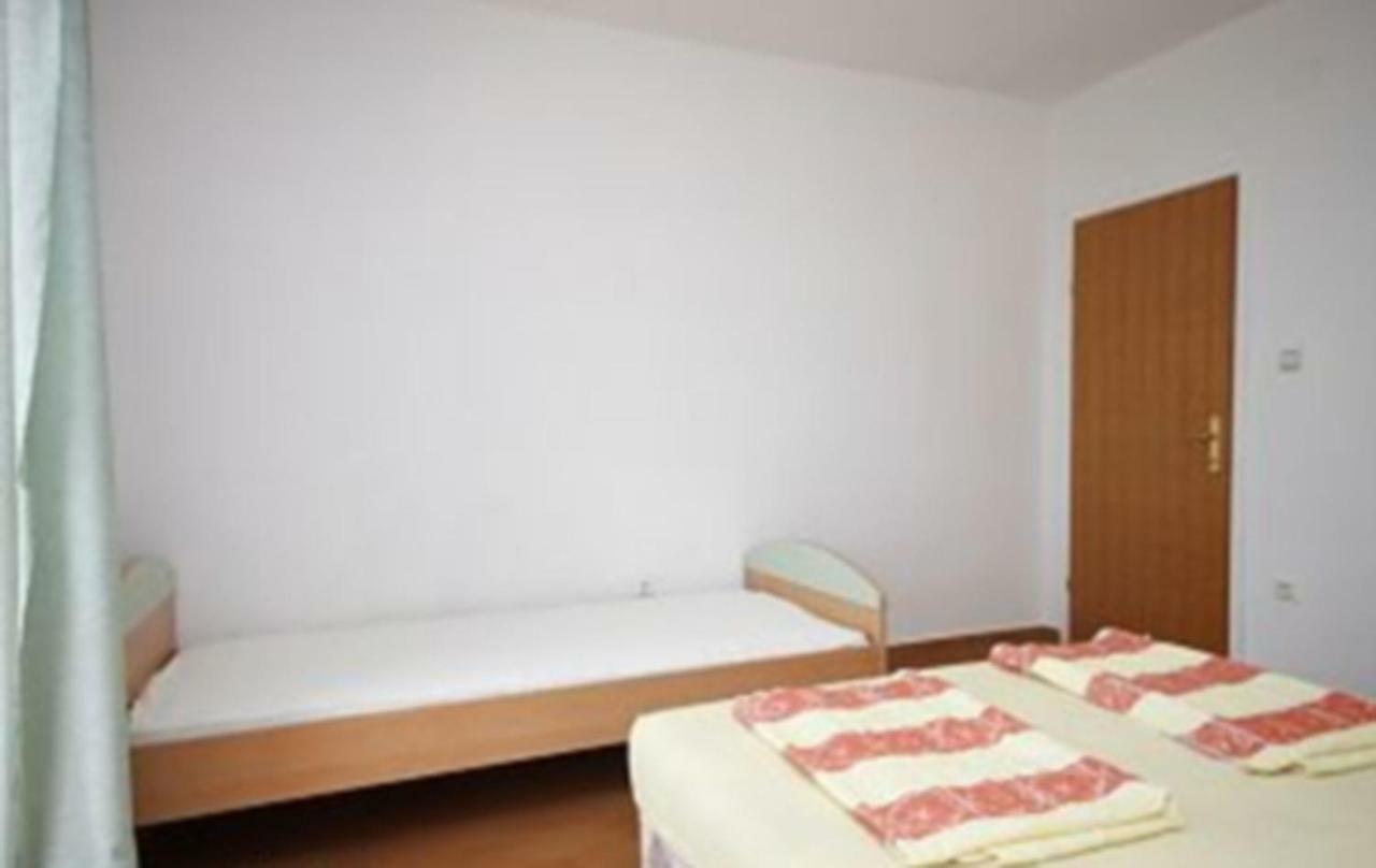 Apartments Marinovac Zivogosce Exterior photo